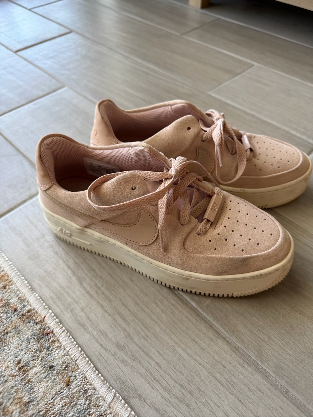 Women's Nike Air Force 1 Sage Low